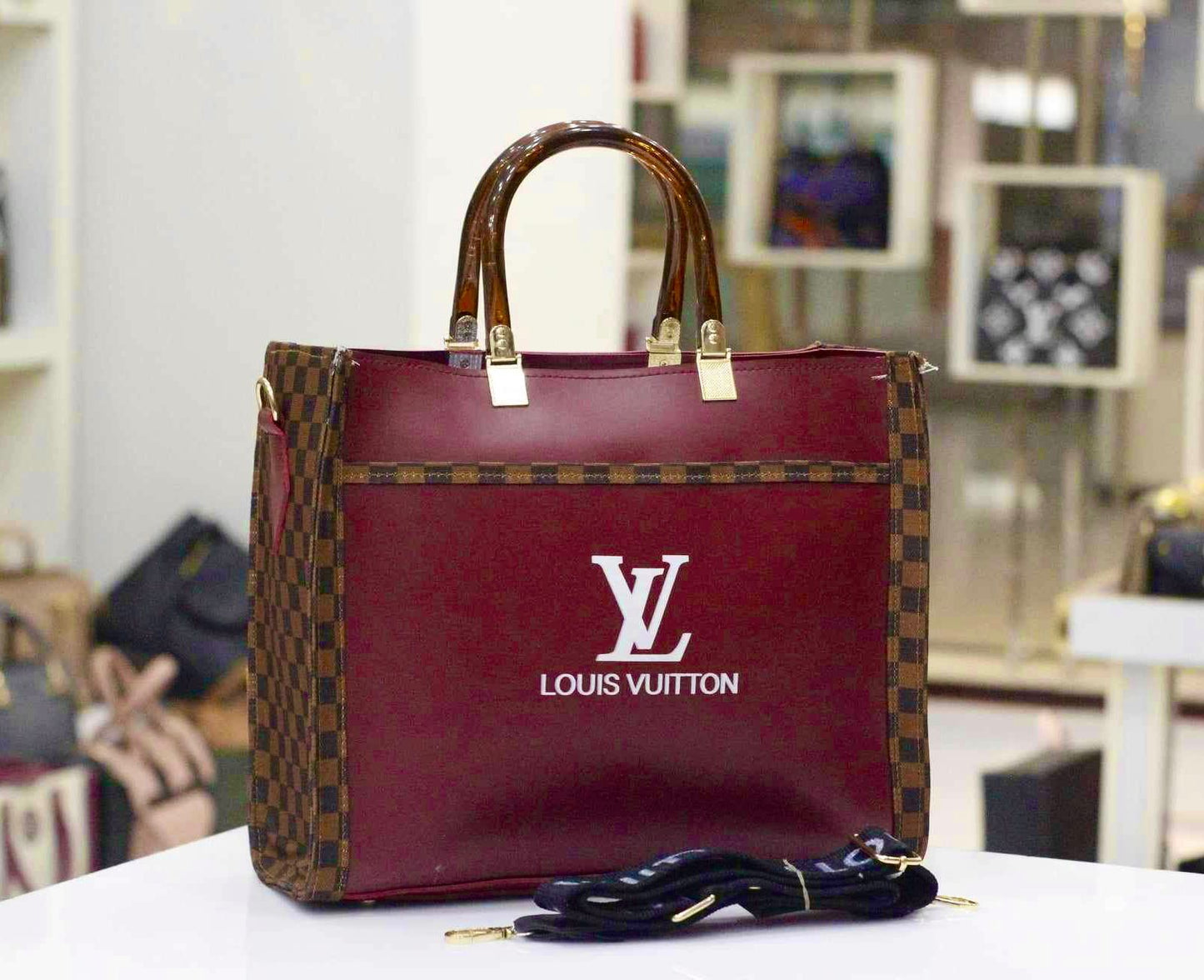 Lv totes