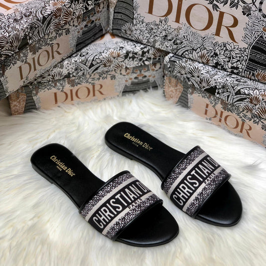 Dior slides