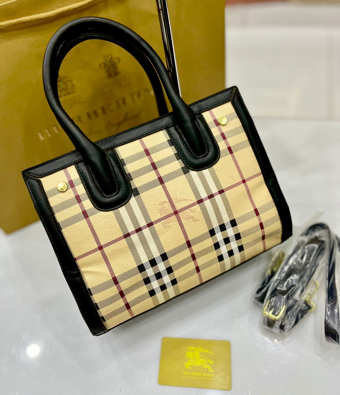 Burberry chic